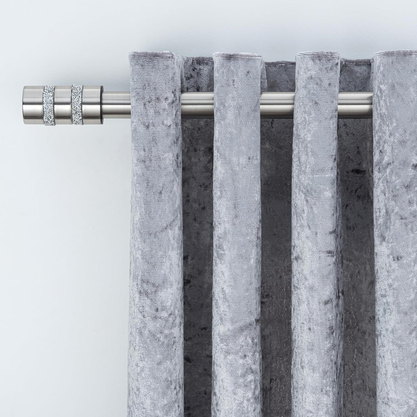 Diamante Barrel Metal Extendable Curtain Pole With Rings and Fittings, In a Variety of Colours and Sizes (25/28mm)