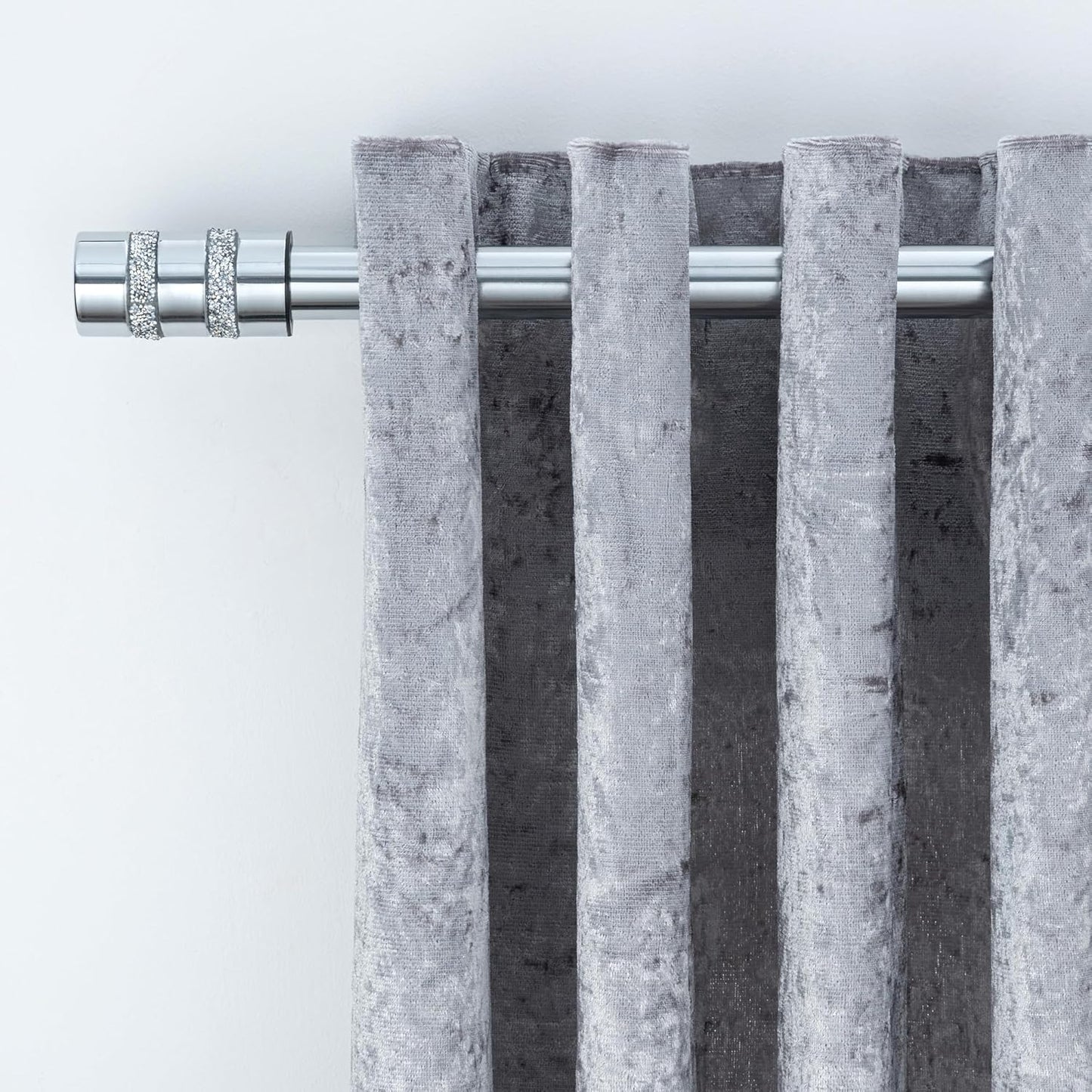 Diamante Barrel Metal Extendable Curtain Pole With Rings and Fittings, In a Variety of Colours and Sizes (25/28mm)