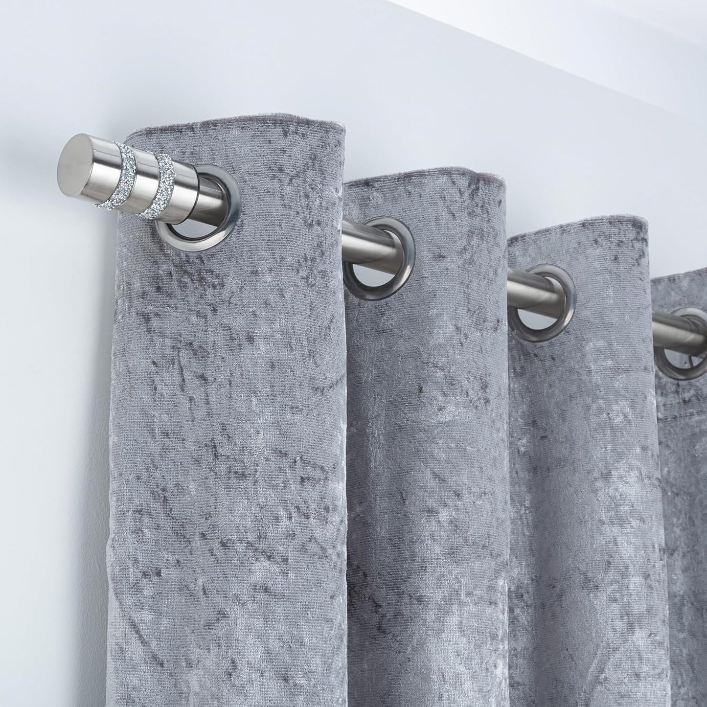 Diamante Barrel Metal Extendable Curtain Pole With Rings and Fittings, In a Variety of Colours and Sizes (25/28mm)
