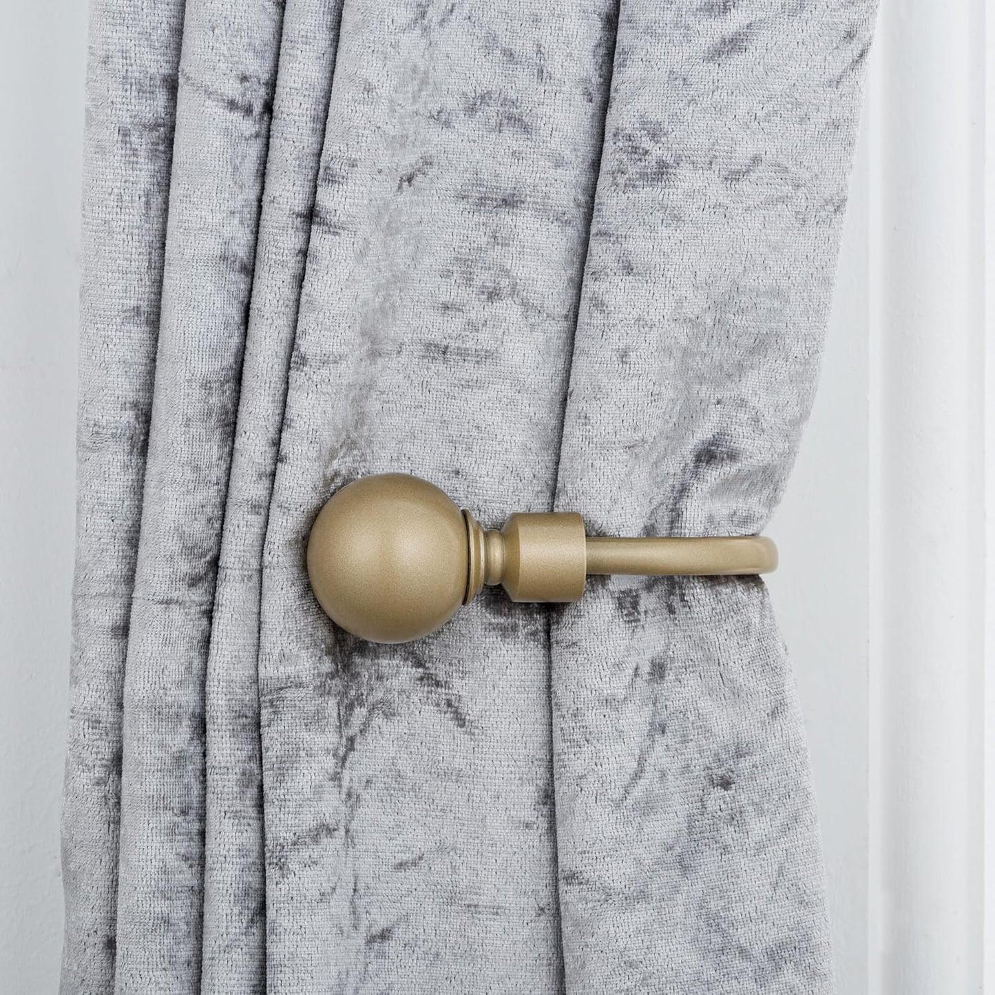 Plain Round Ball Metal Extendable Curtain Pole with Rings and Fittings (25/28mm)