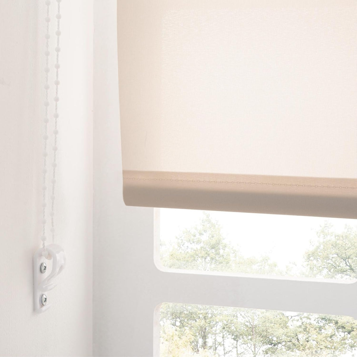 Trimmable Light-Filtering Daylight Roller Blind