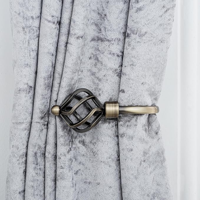 Twisted Metal Extendable Curtain Pole with Rings and Fittings (25/28mm)