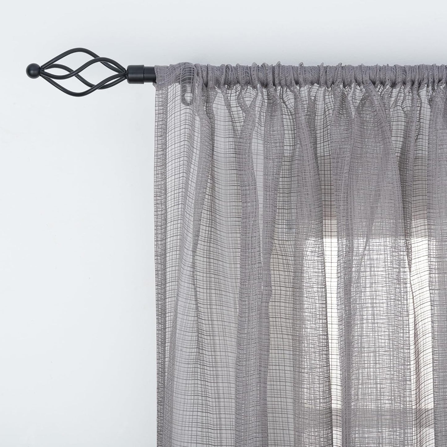 Small Twisted Metal Extendable Curtain Pole With Rings and Fittings (13/16mm)
