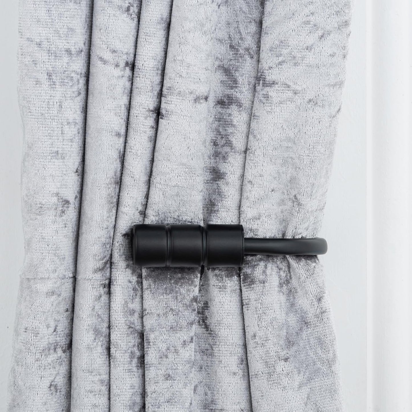 Plain Barrel Metal Extendable Curtain Pole with Rings and Fittings (25/28mm)
