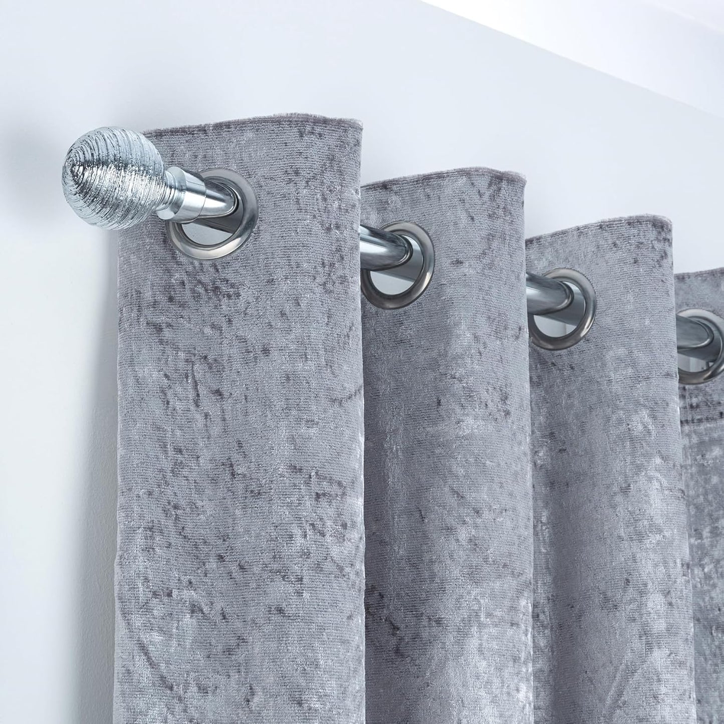 Etched Ball Metal Extendable Curtain Pole With Rings and Fittings (25/28mm)