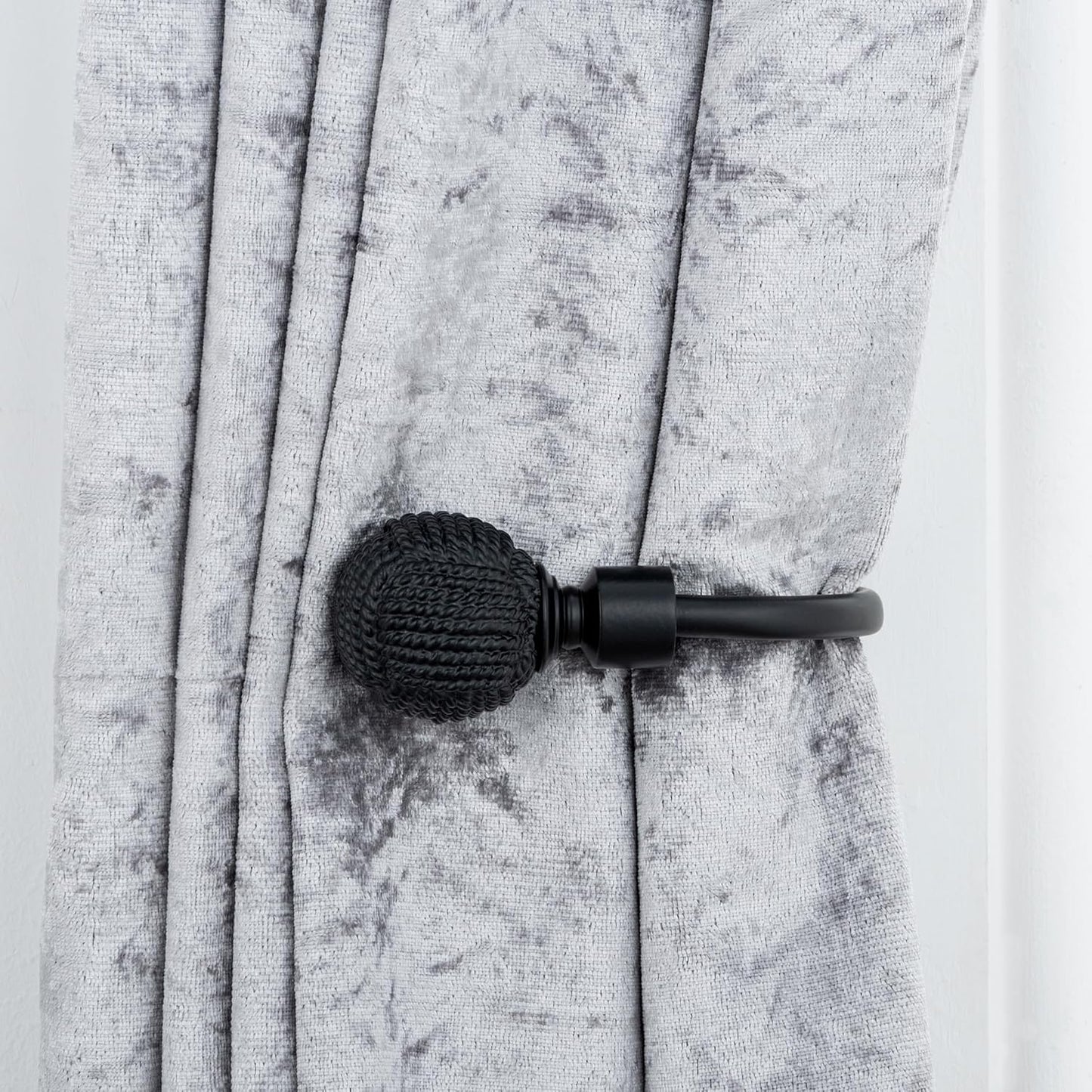 Knotted Ball Metal Extendable Curtain Pole With Rings and Fittings (25-28mm)