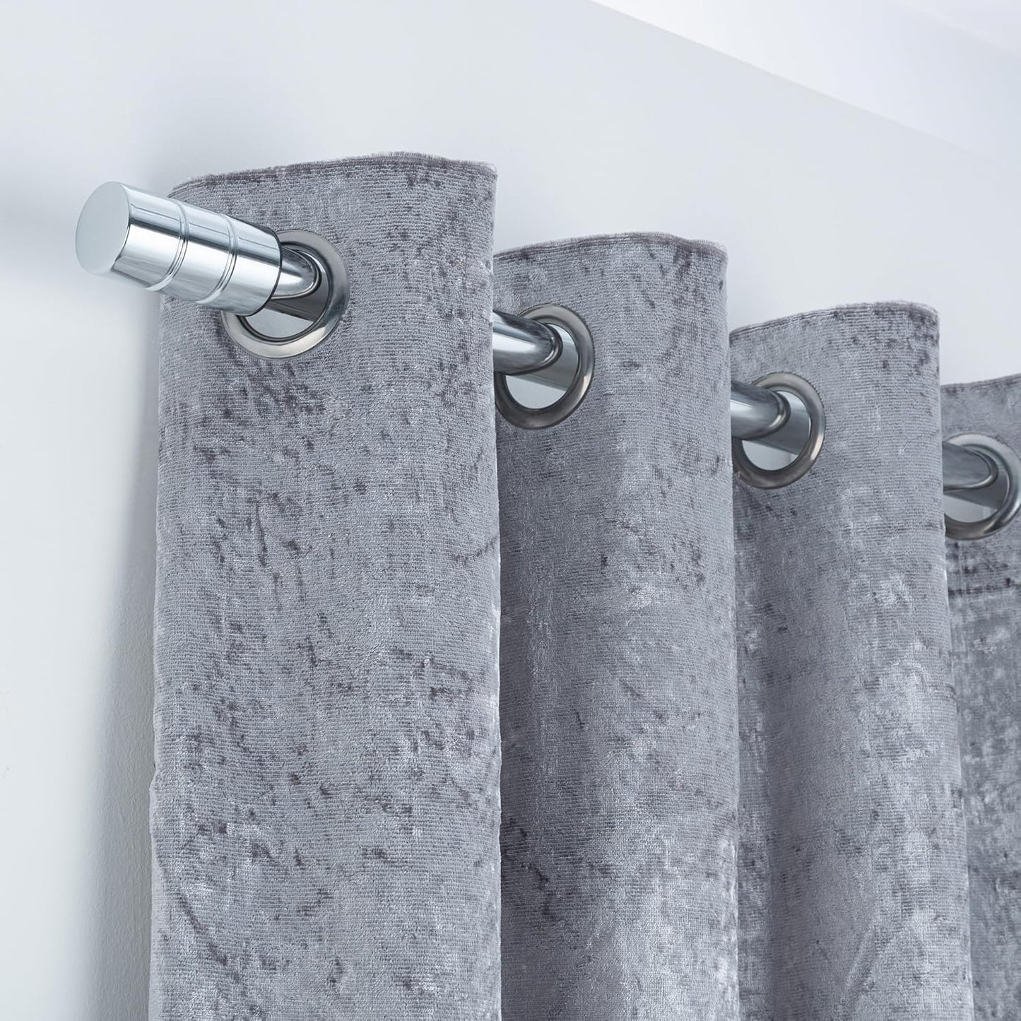 Plain Barrel Metal Extendable Curtain Pole with Rings and Fittings (25/28mm)