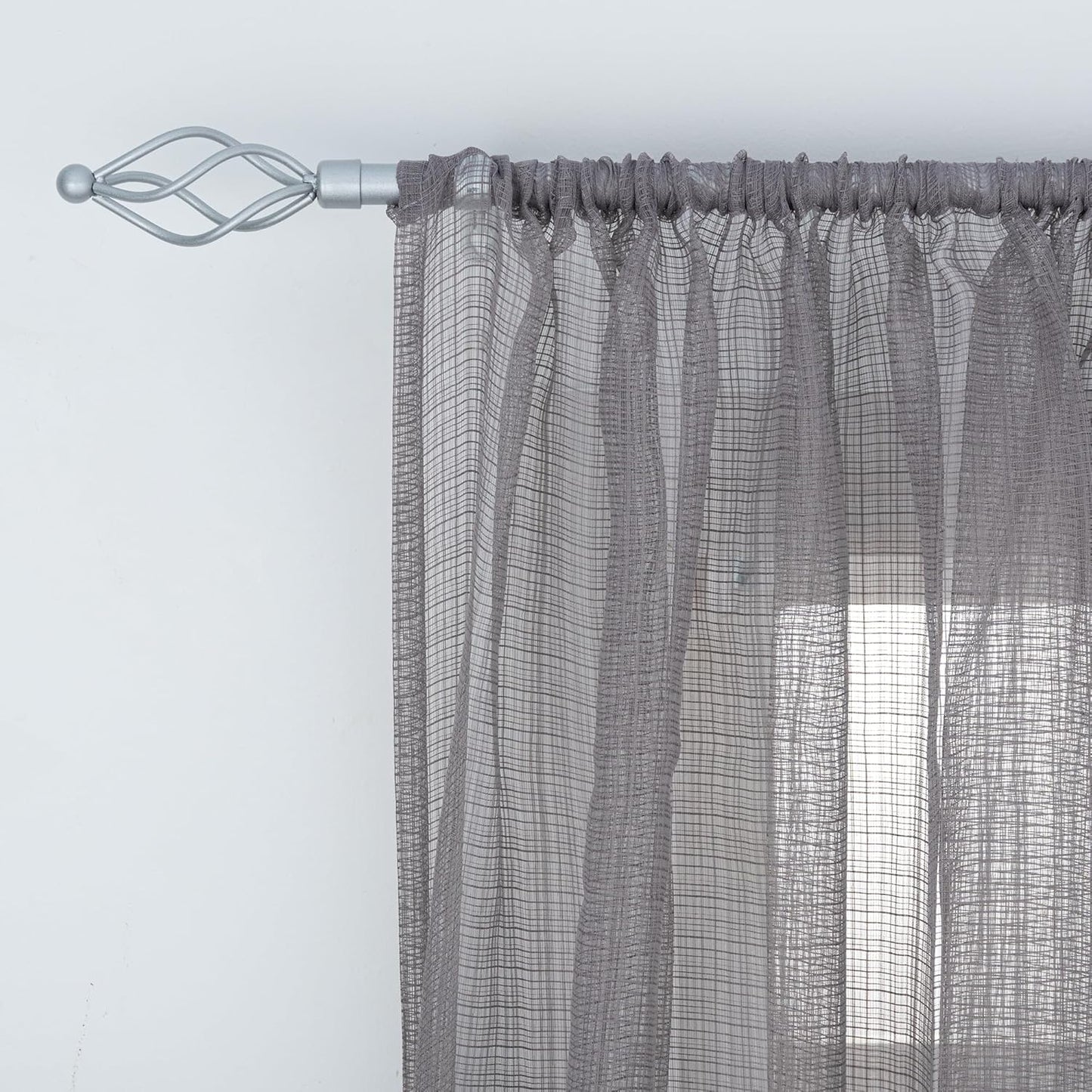 Small Twisted Metal Extendable Curtain Pole With Rings and Fittings (13/16mm)