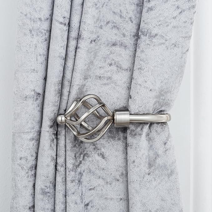 Twisted Metal Extendable Curtain Pole with Rings and Fittings (25/28mm)